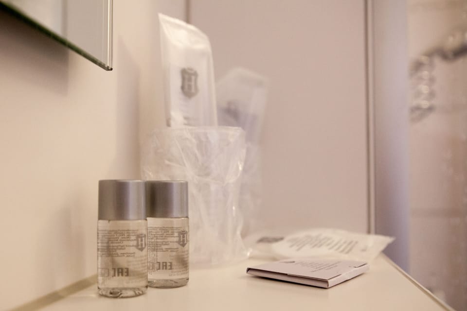 Superior Double Room | Bathroom amenities | Shower, free toiletries, hair dryer, towels