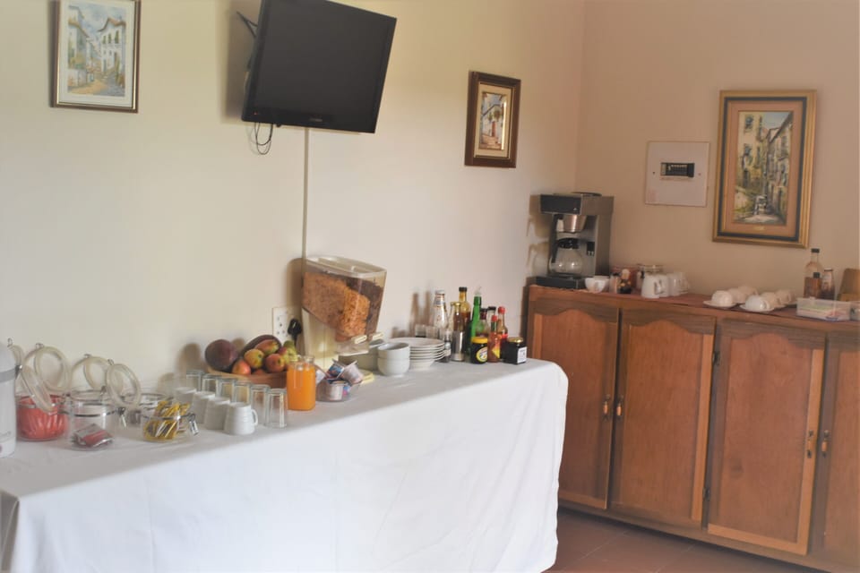 Free daily full breakfast