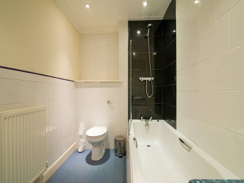 My-Places Apartment By The Park - P5 Apartment in Manchester