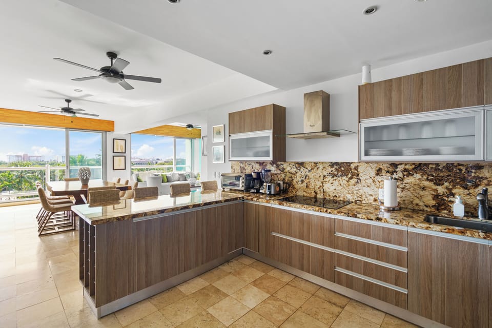 Family Apartment | Private kitchen | Cleaning supplies