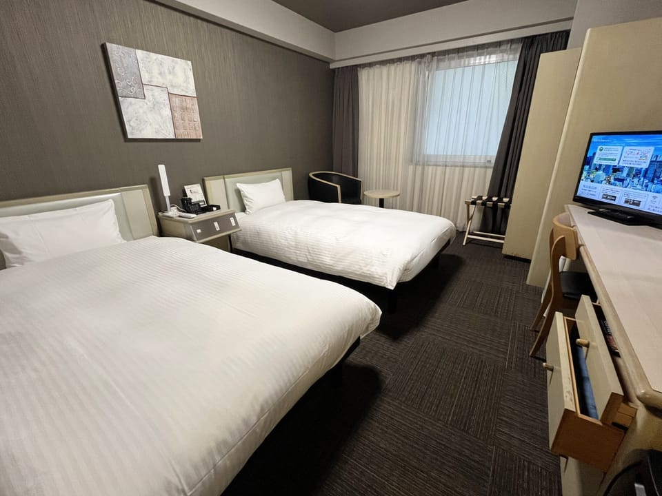 In-room safe, free WiFi, bed sheets