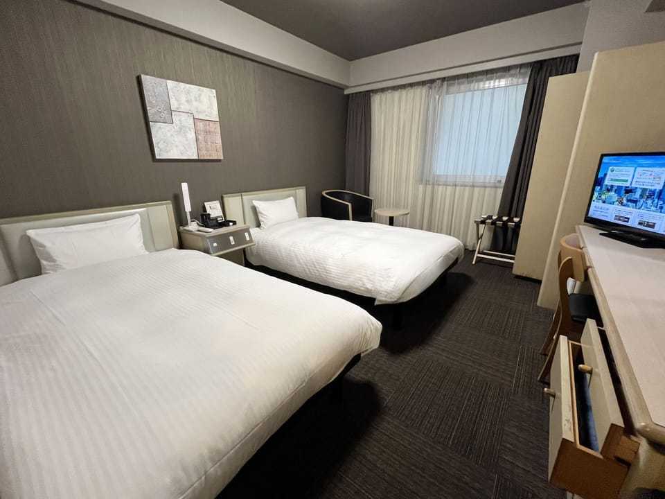 In-room safe, free WiFi, bed sheets