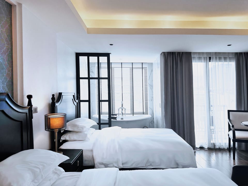 Superior Family Room | Minibar, soundproofing, free WiFi, bed sheets