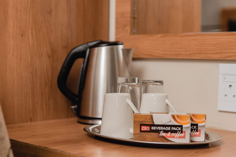 Luxury Double Room | Desk, laptop workspace, iron/ironing board, free WiFi