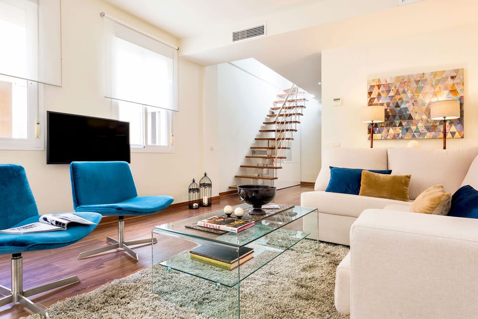 Apartment (3 Bedrooms) | Living area | 32-inch flat-screen TV with cable channels, TV