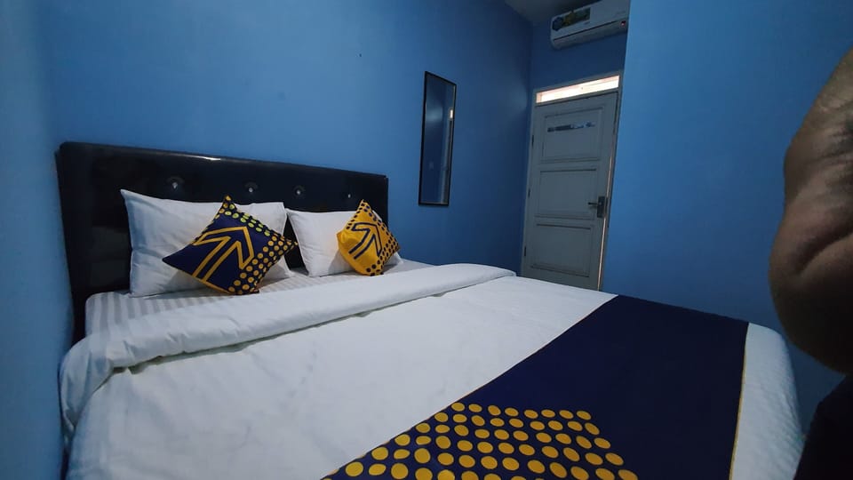 Double Room | WiFi (free), bed sheets
