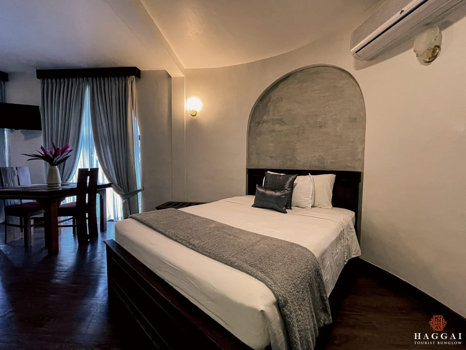 Deluxe Suite, Balcony | Individually decorated, free WiFi