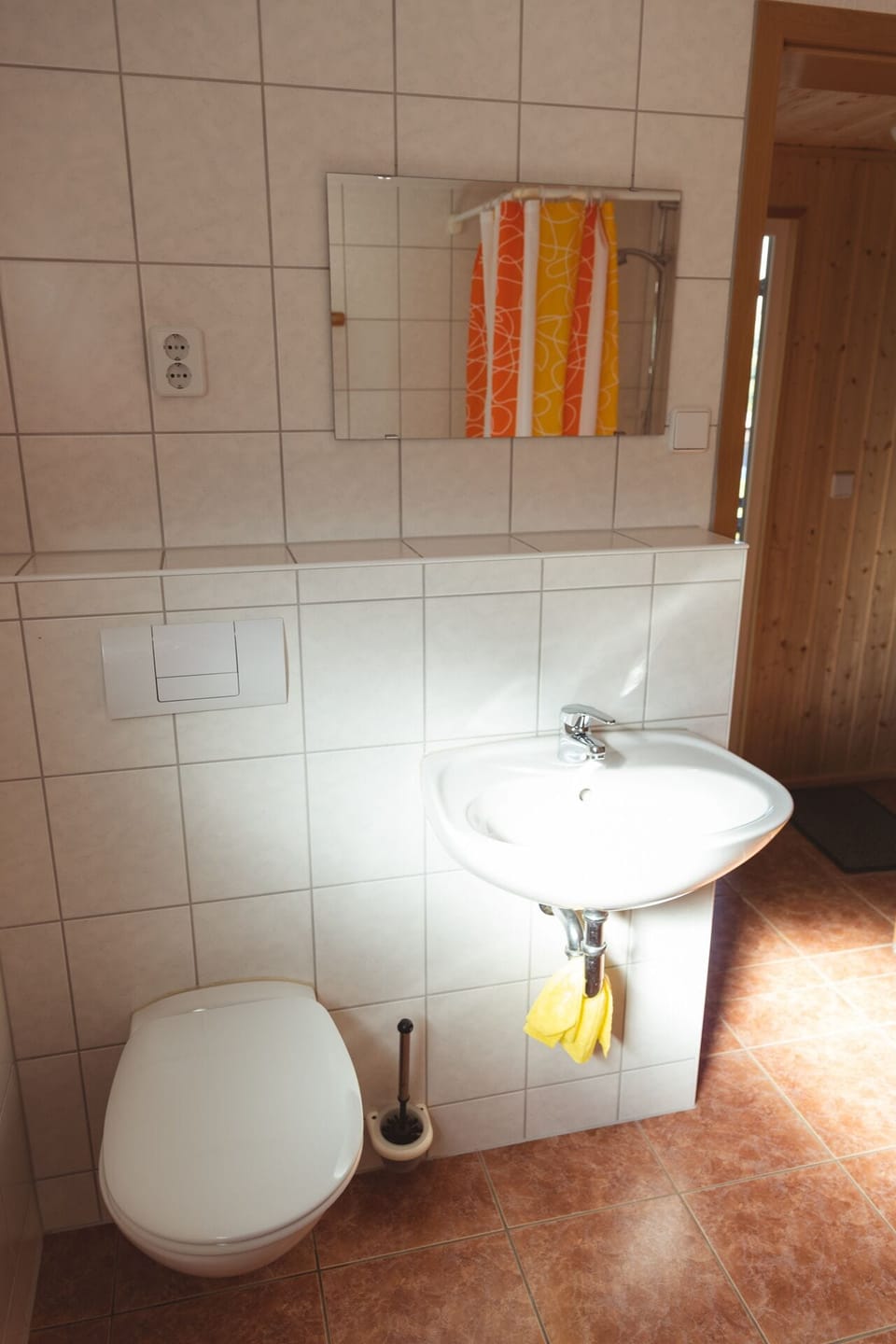 House, 2 Bedrooms | Bathroom | Shower, towels, toilet paper