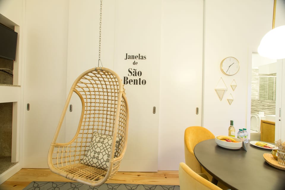 Design Apartment, 1 Bedroom, Balcony (1) | Living room | 35-inch flat-screen TV with cable channels, TV