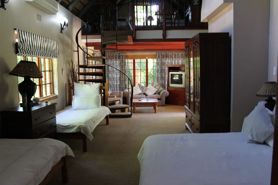 Eagles Loft | Living area