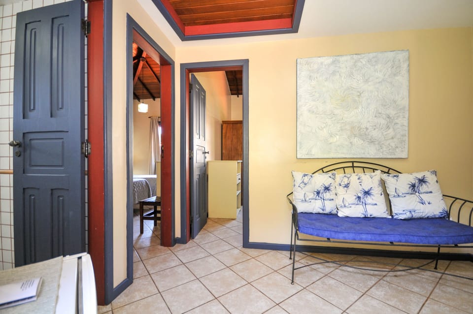 Conjugado | 1 bedroom, minibar, in-room safe, individually furnished