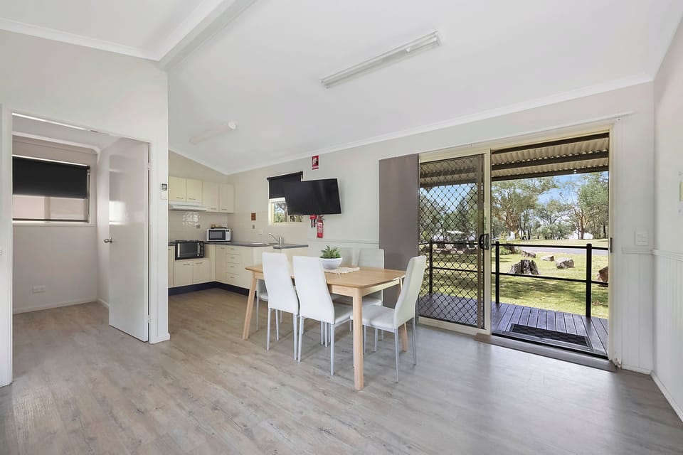Deluxe Cabin - Sleeps 6 - Accessible | Iron/ironing board