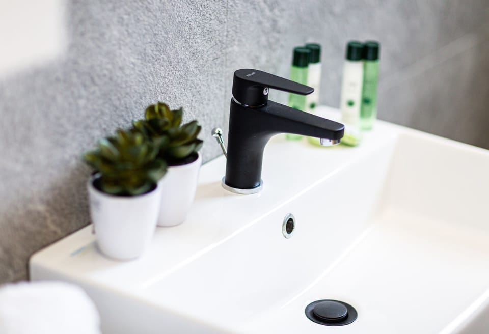 Superior Apartment, Sea View | Bathroom amenities | Hair dryer, towels, soap, shampoo