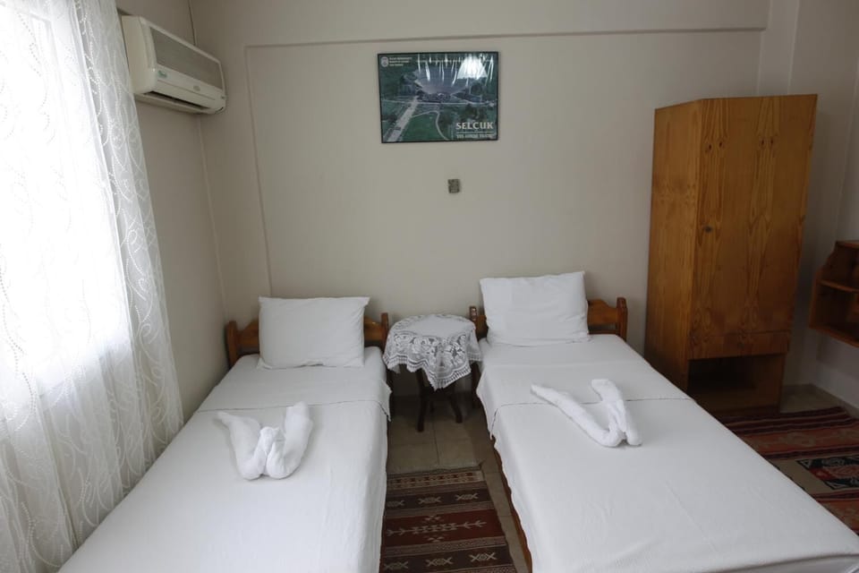 Memory foam beds, free WiFi
