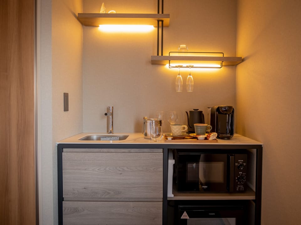 In-room safe, desk, free WiFi, bed sheets