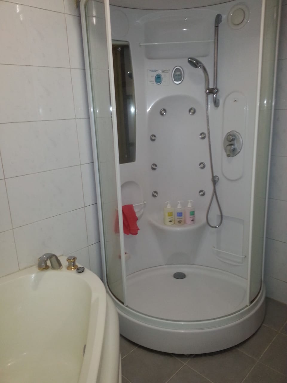 VIP | Bathroom shower