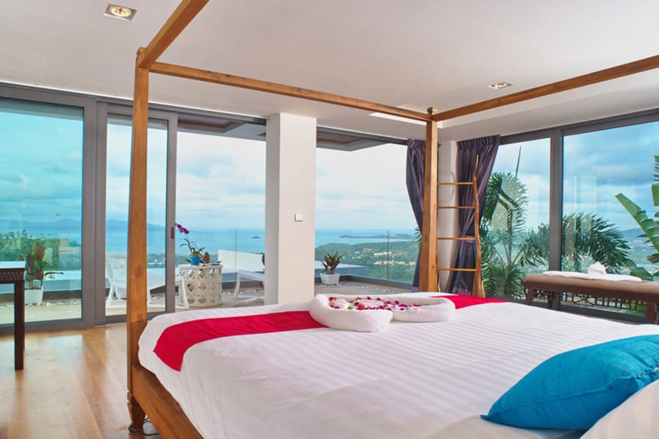 Villa, 5 Bedrooms, Non Smoking, Kitchen | 5 bedrooms, desk, iron/ironing board, WiFi (free)