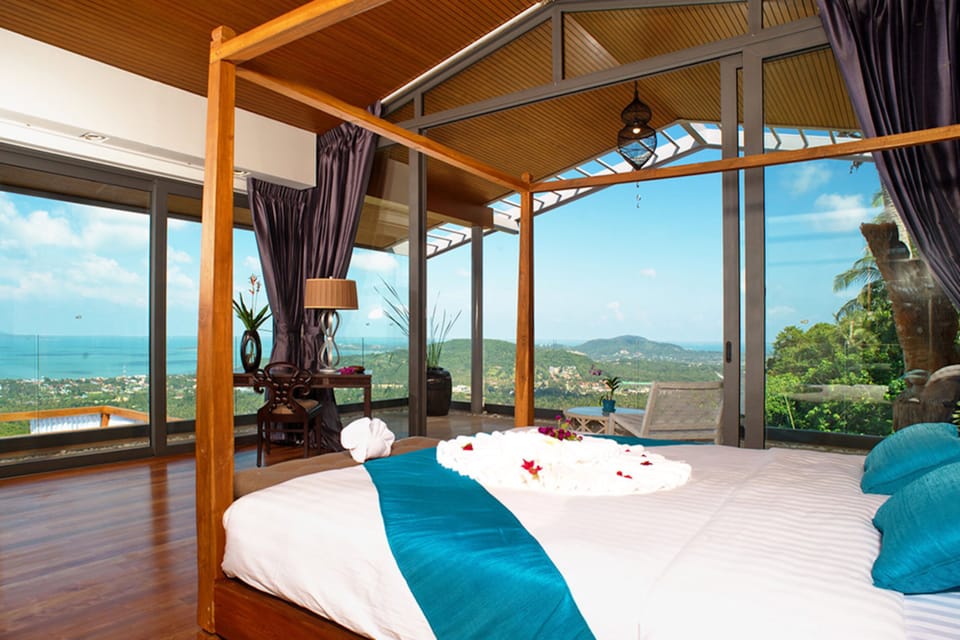 Villa, 3 Bedrooms, Non Smoking, Kitchen | 3 bedrooms, desk, iron/ironing board, WiFi (free)