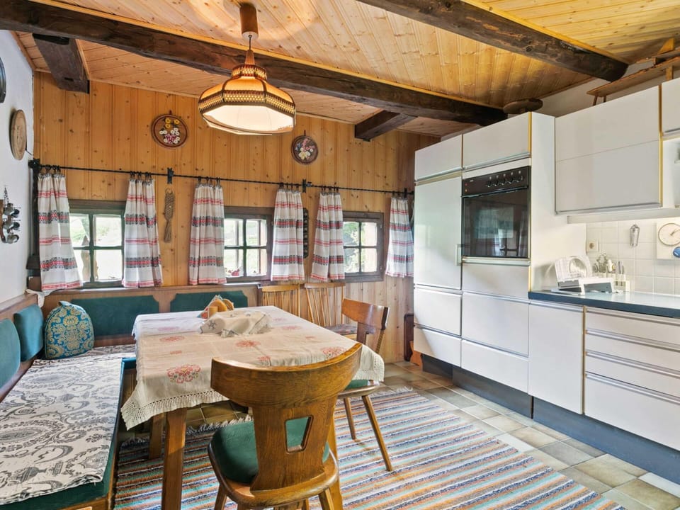 Apartment | Dining