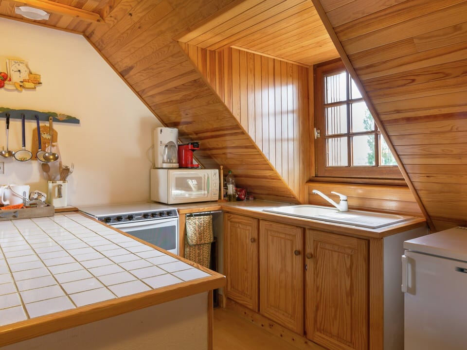 House | Private kitchen | Fridge, highchair