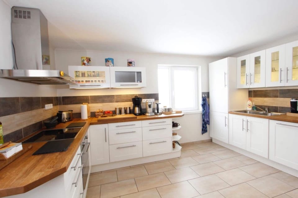 House | Private kitchen | Highchair