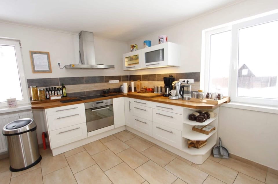 House | Private kitchen | Highchair