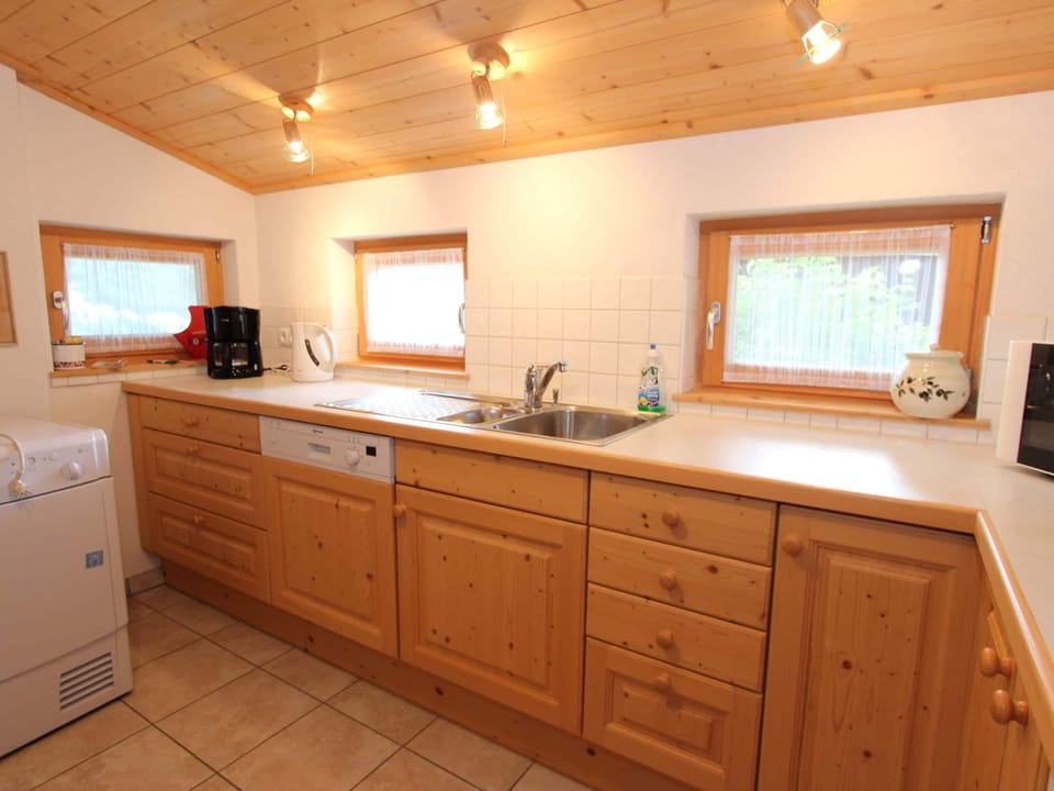 House | Bathroom