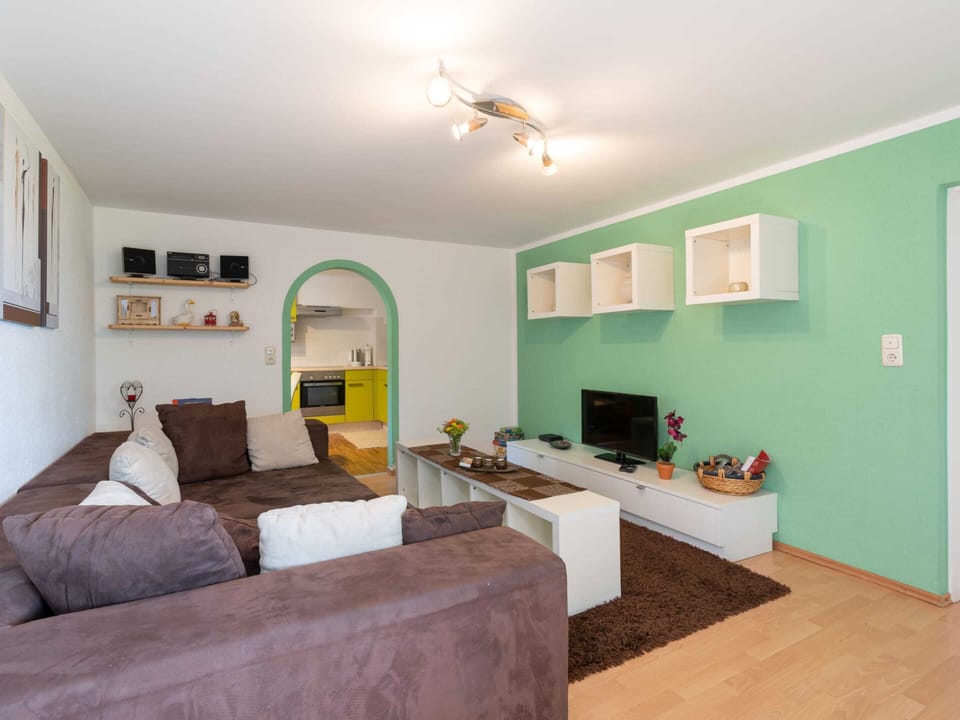 Apartment | Living area | TV