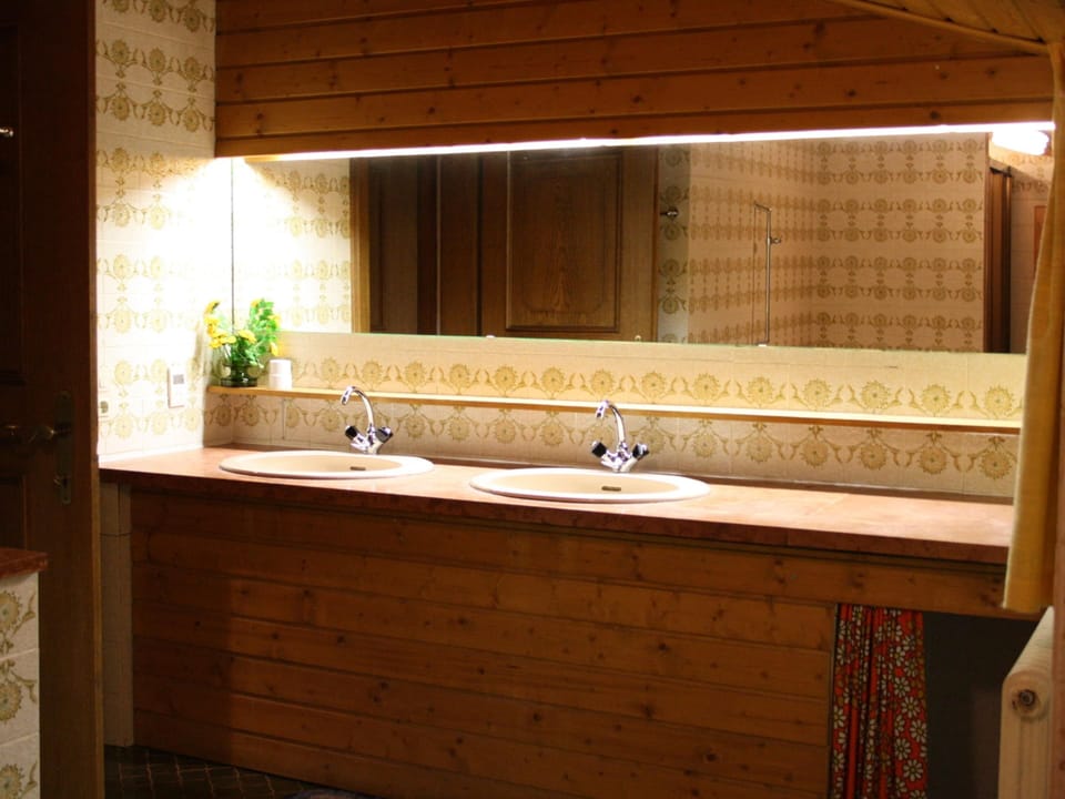 Apartment | Bathroom | Towels