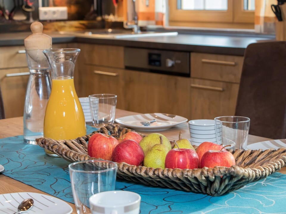 House | Dining