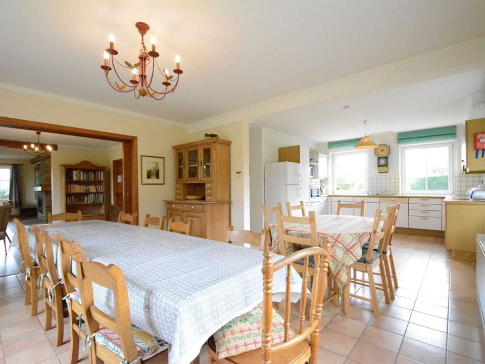 Villa | Dining