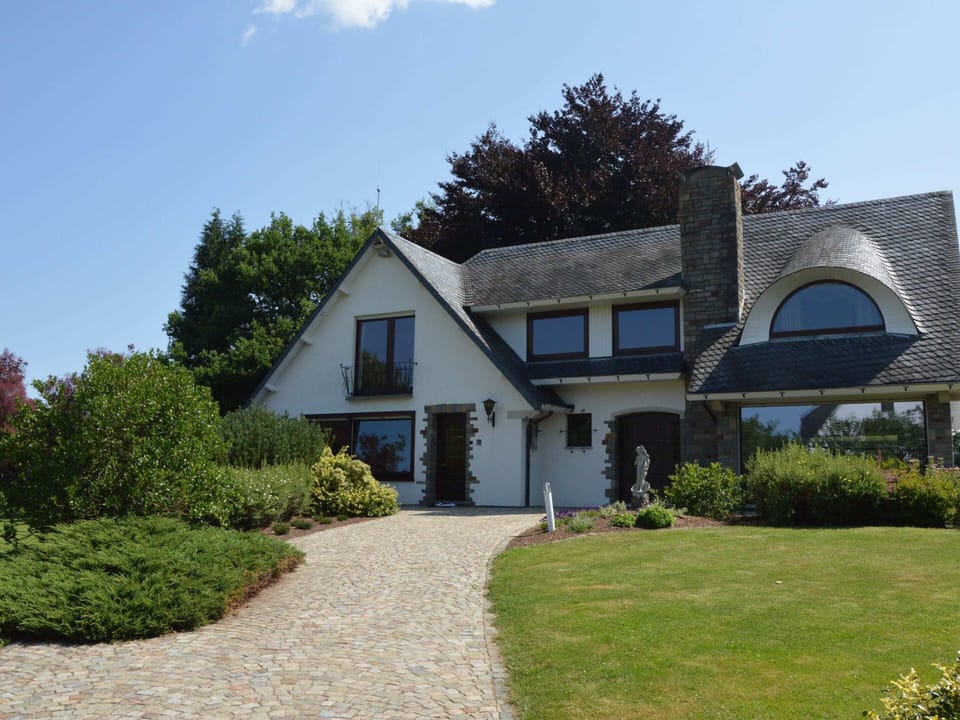 Villa | Exterior