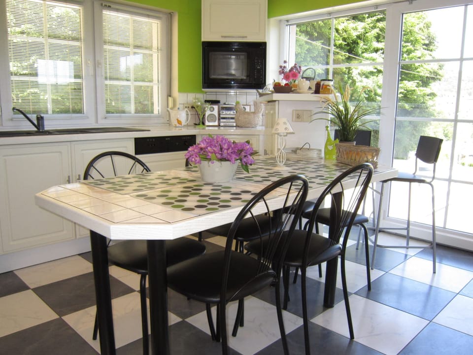 House | Dining