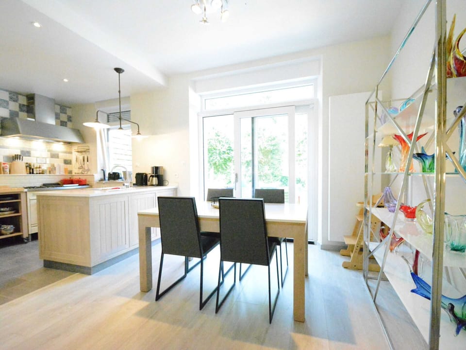 House | Dining
