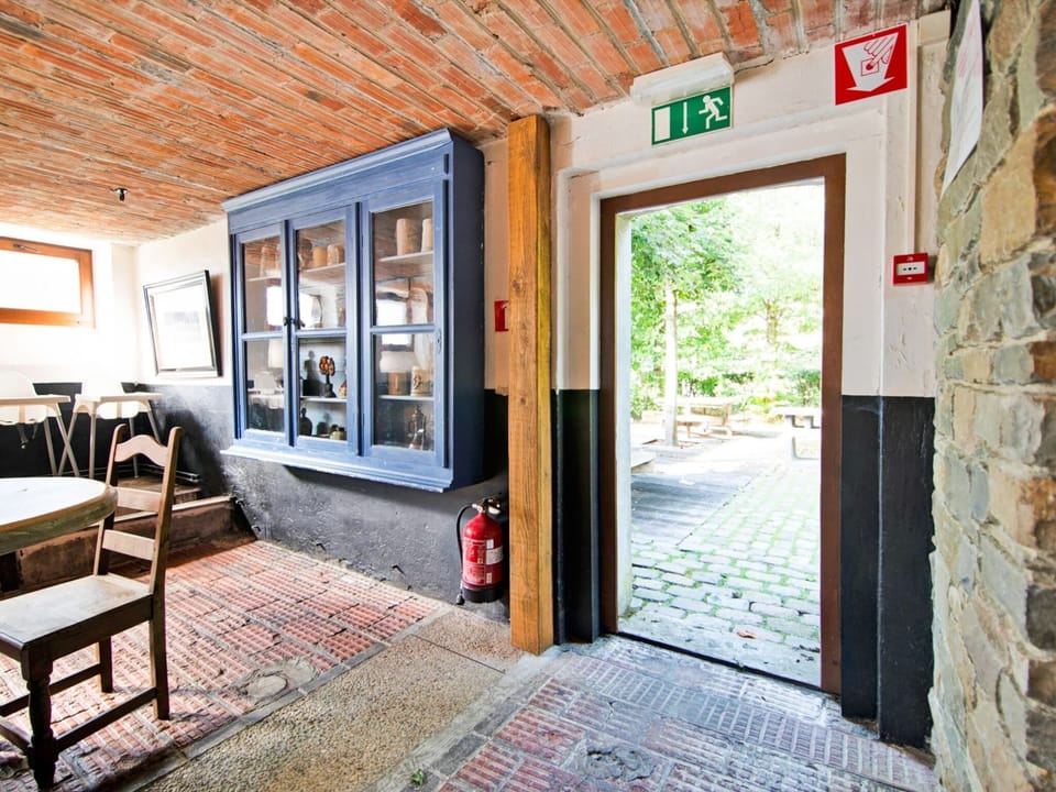 House | Reception