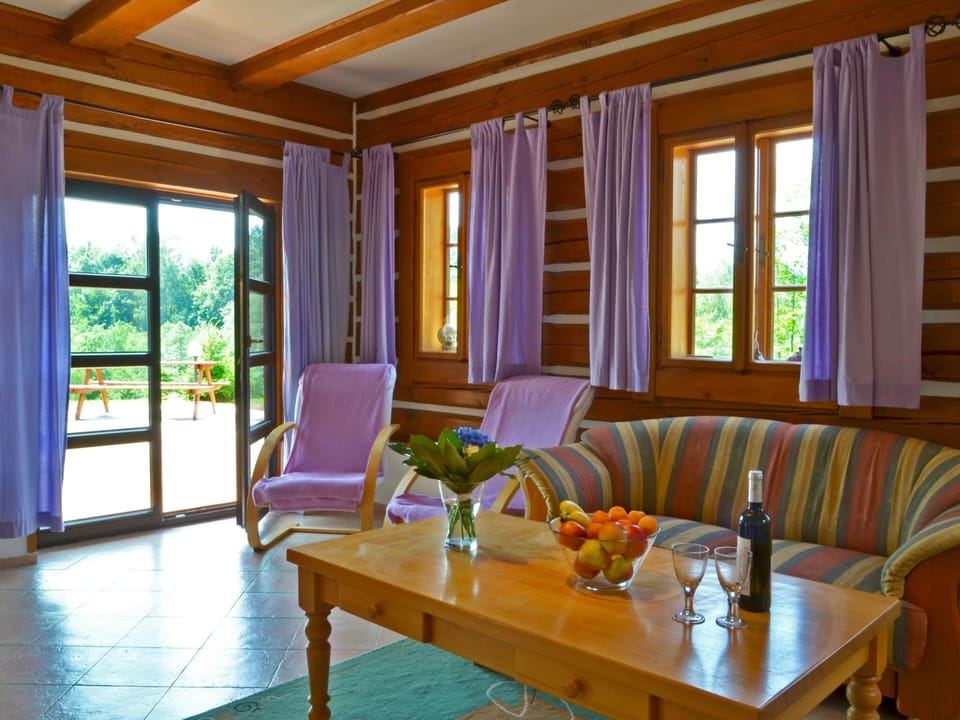 Villa | Dining