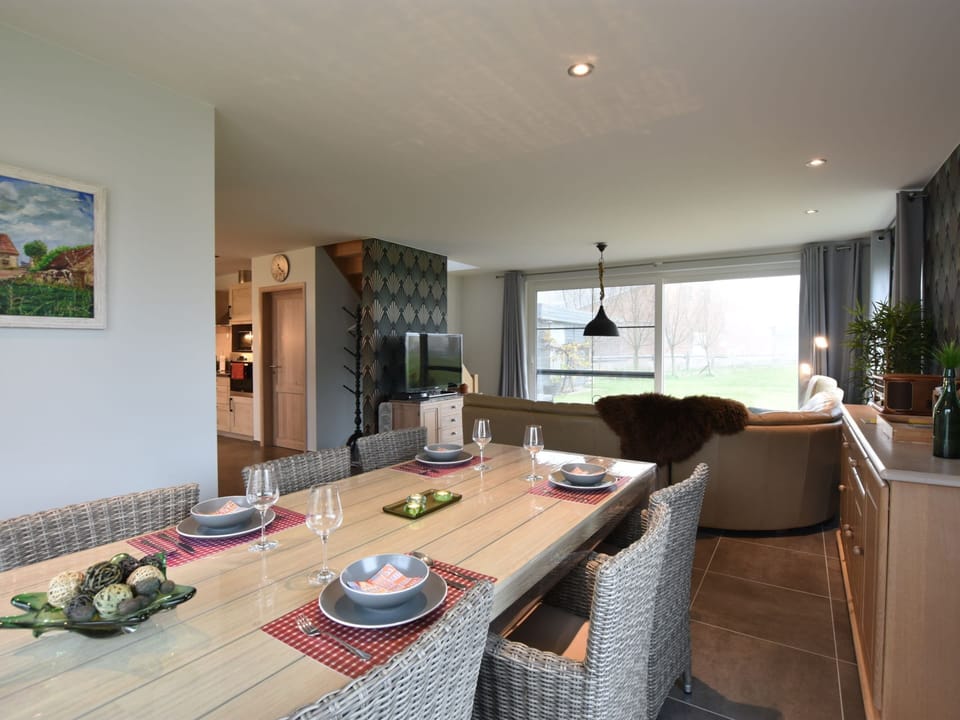 House | Dining