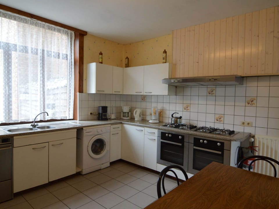 House | Private kitchen | Highchair