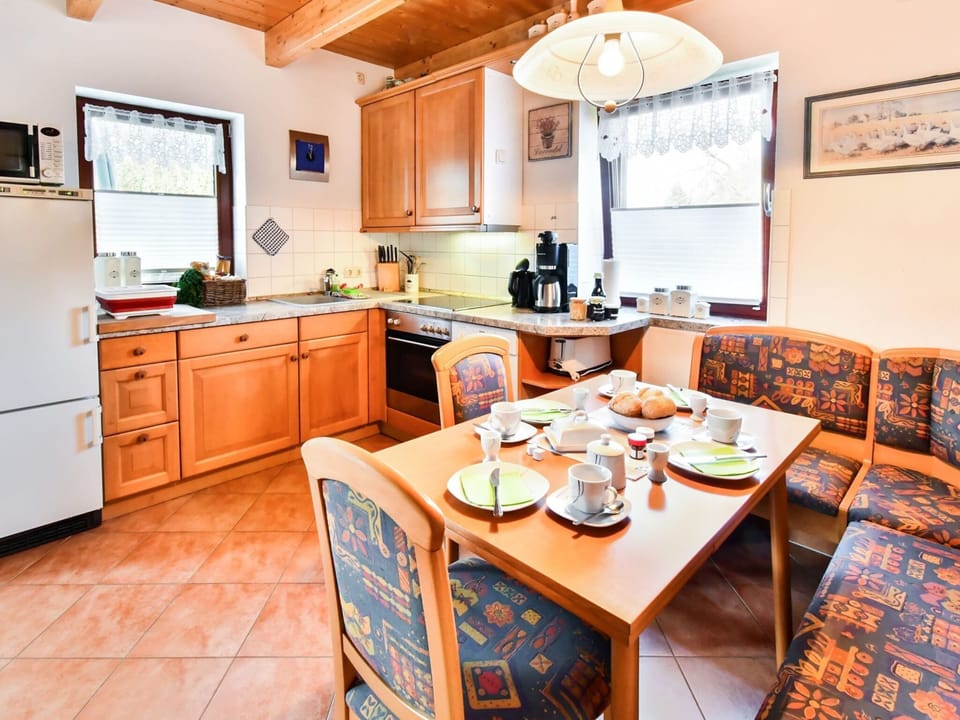 House | Private kitchen | Highchair