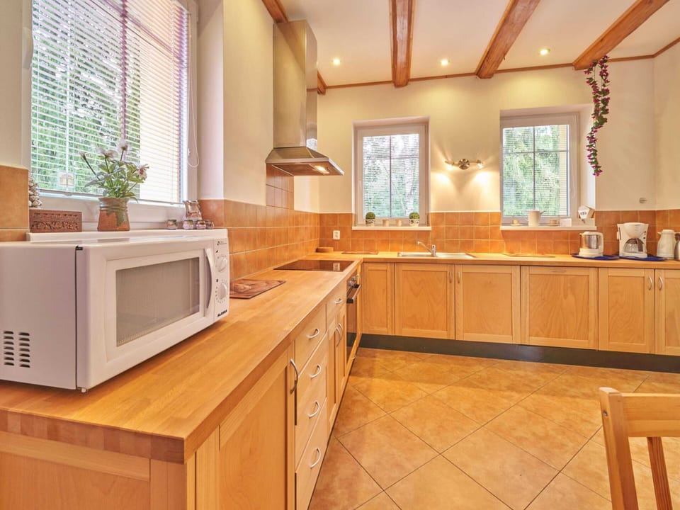 House | Private kitchen | Highchair