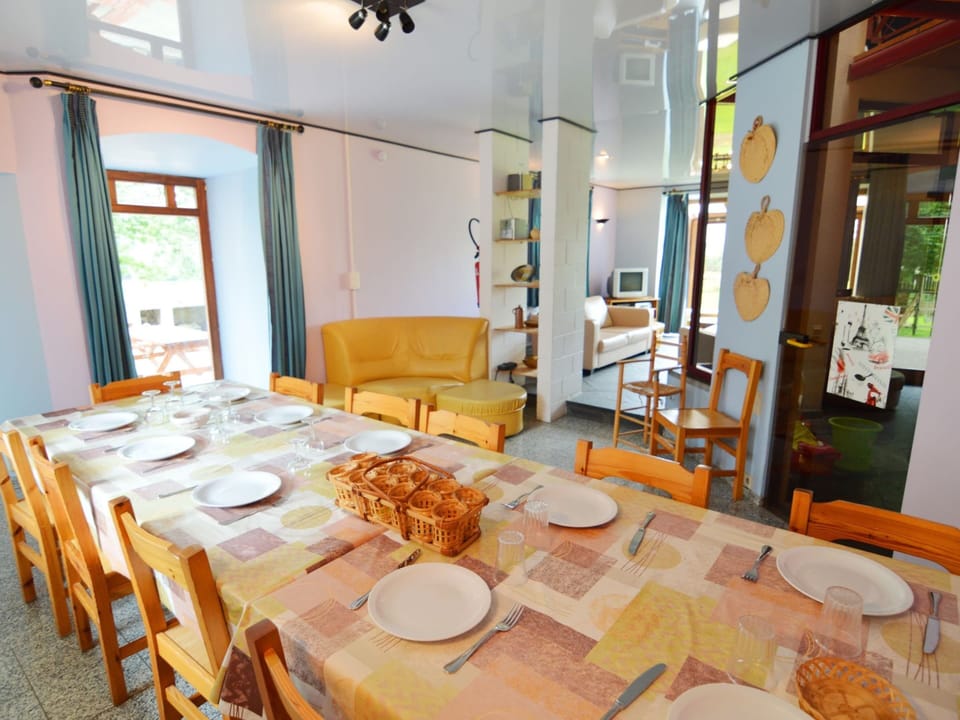 House | Dining