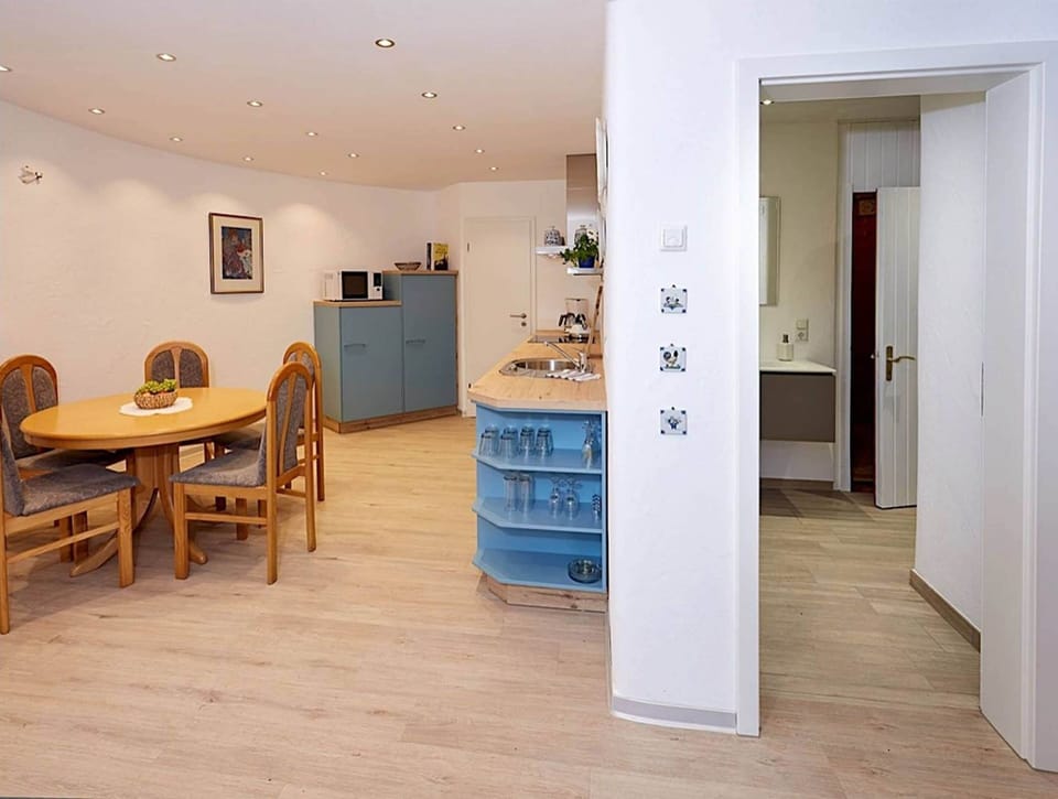 House | Dining