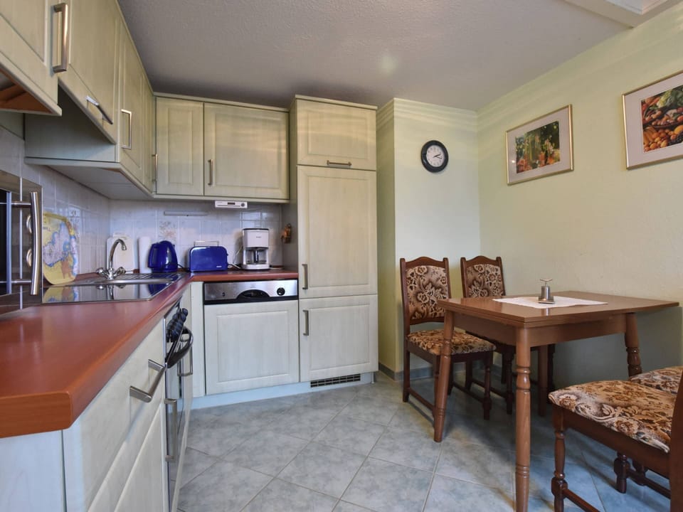 Apartment | Private kitchen | Highchair