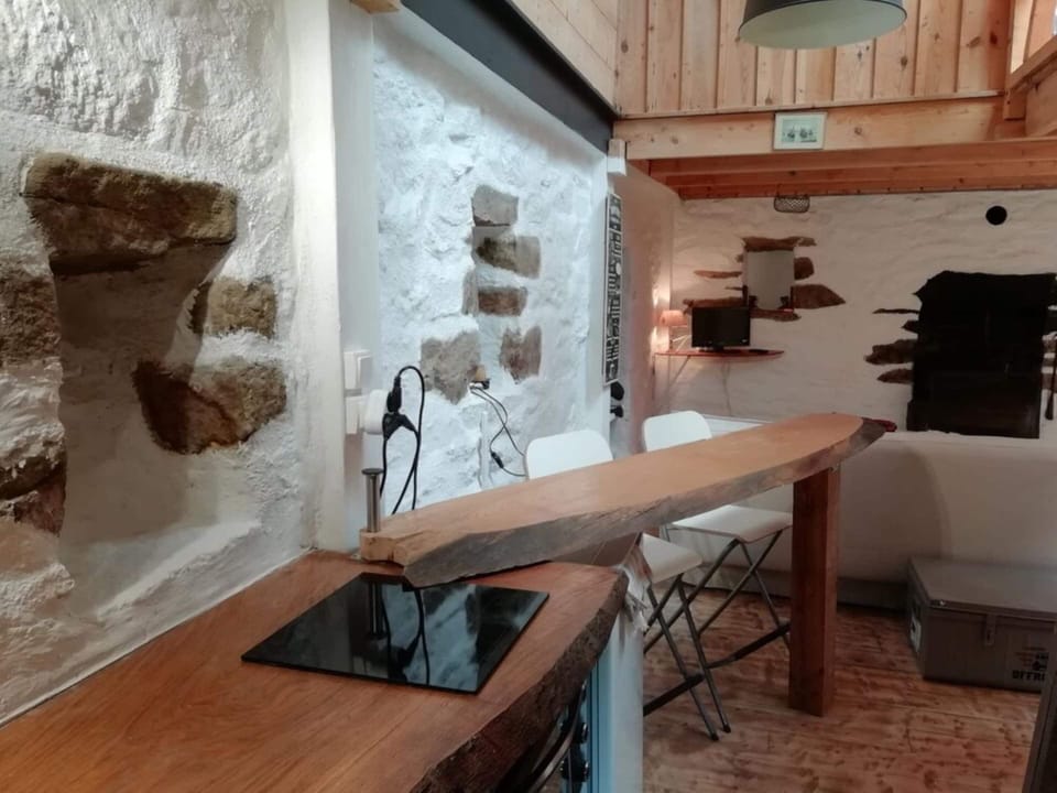 Brittany Escape With Garden House in Finistere
