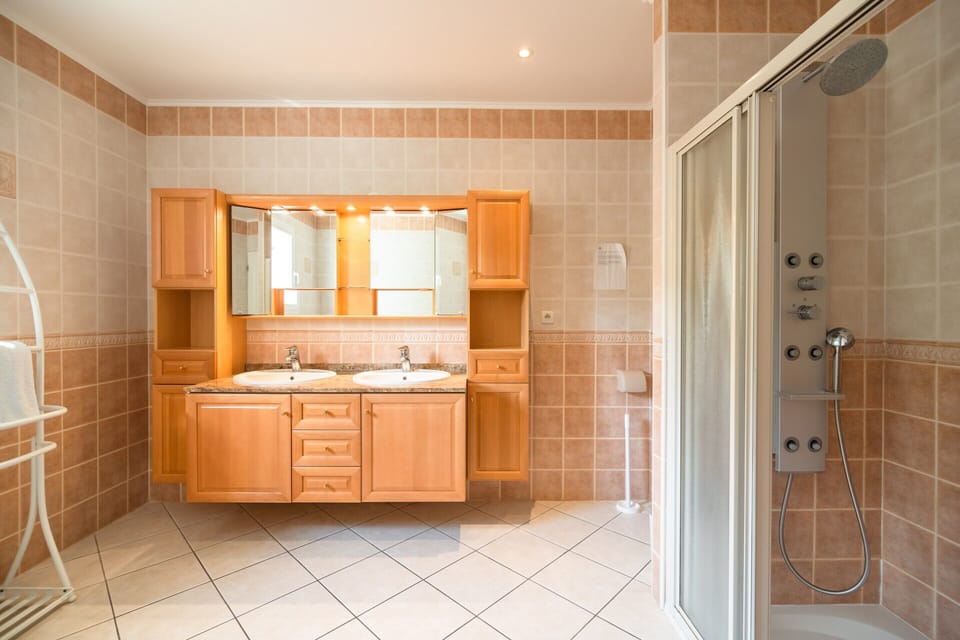 Hillside Retreat in Roquebrun Villa in Occitanie