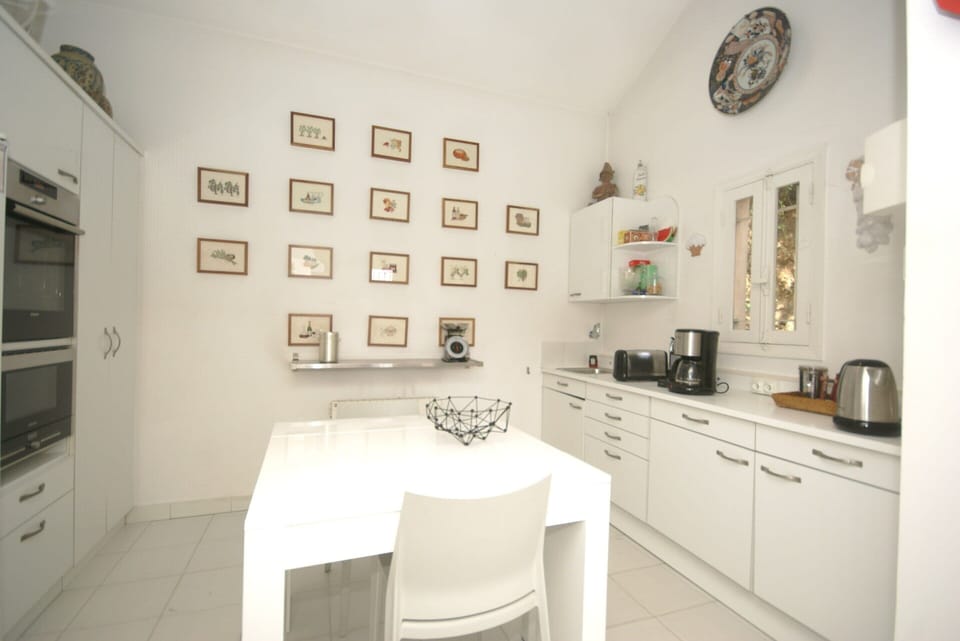 Villa | Private kitchen | Highchair