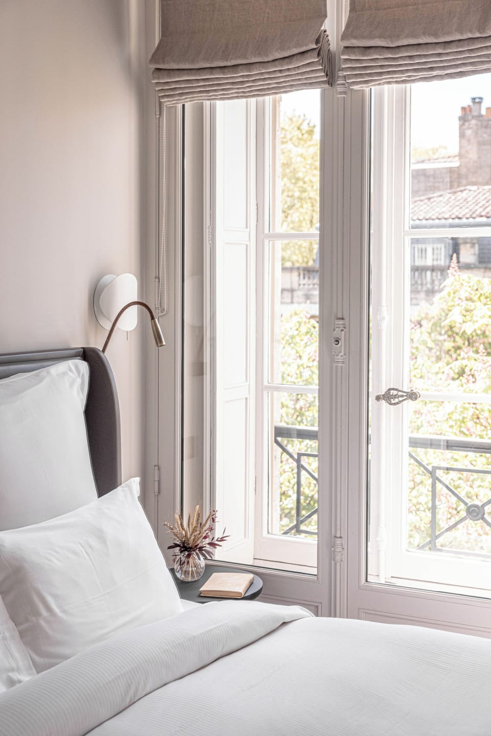 Deluxe | Minibar (free items), in-room safe, soundproofing