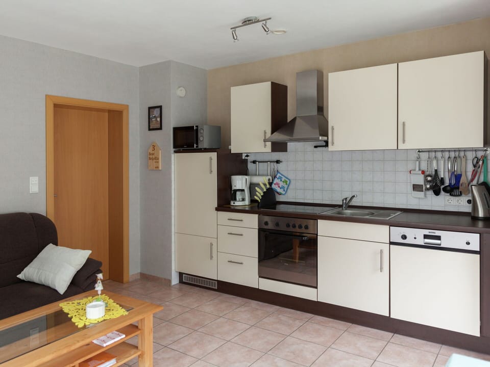 Apartment | Private kitchen | Stovetop, dishwasher, highchair