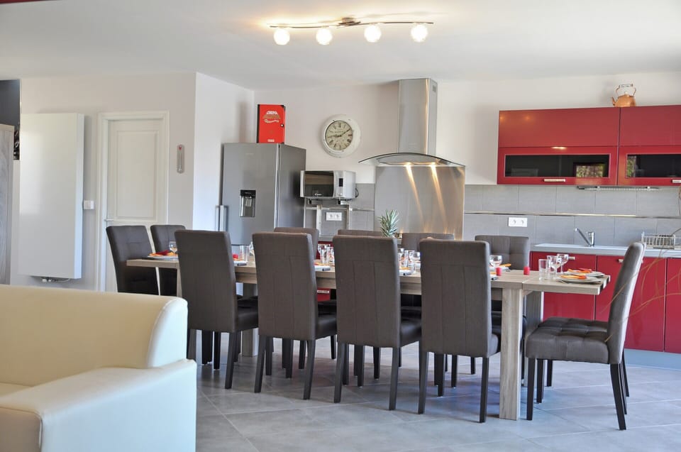 Villa | Dining