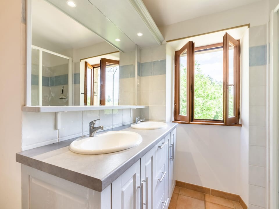 Holiday Home in Les Assions Near Bois de Paiolive House in Auvergne-Rhône-Alpes